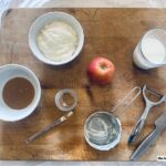 Ingredients for an apple pie smoothie