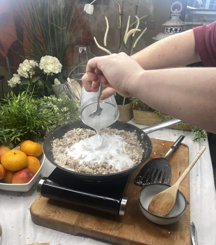 Mixing Easy White Turkey Chilli