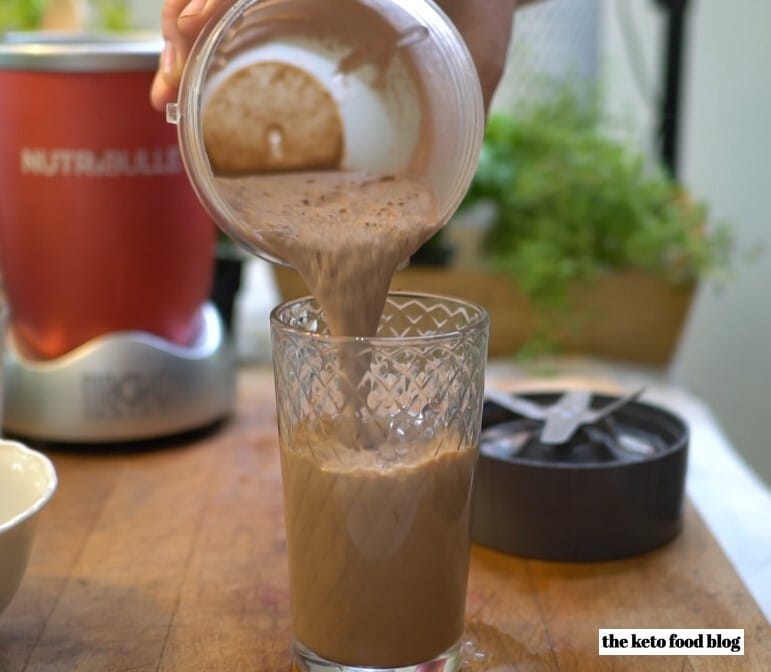 Pouring Mexican Chocolate Smoothie